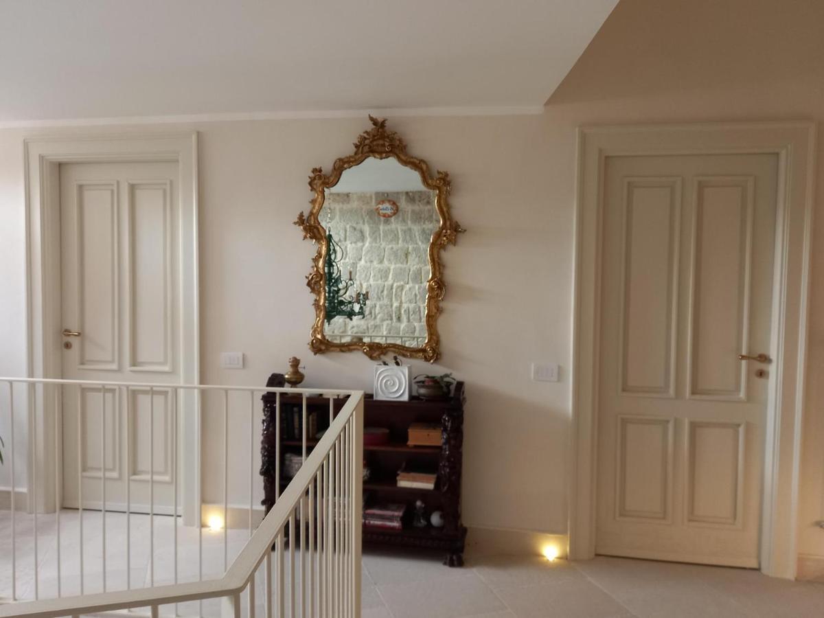 Le Petit Palais - Naples Bed & Breakfast Dış mekan fotoğraf